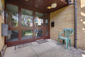 Communal Entrance- click for photo gallery